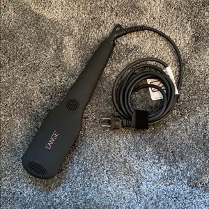 L’ange hair straightener brush
